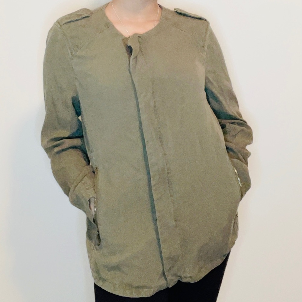 Jacket - Picture 2 of 5